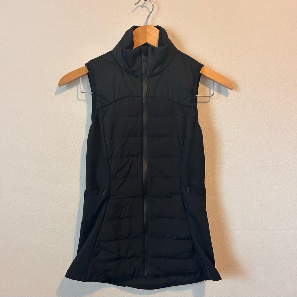 Lululemon Women’s Size 2 Black Down Active Vest with Pockets